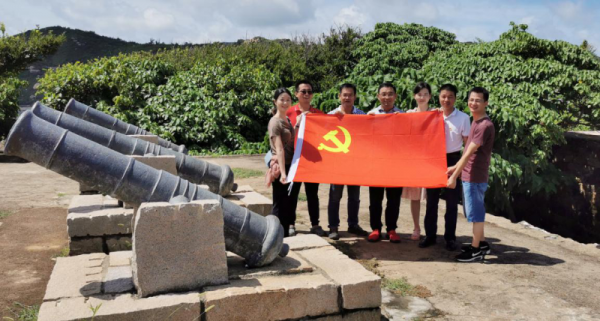 廣東人少景美的鑽石沙灘，被譽“小馬代”，年均溫20度適合過冬