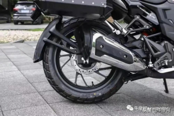 兩萬元級休旅車怎麼選?這幾款是否中你的意? 兩萬元級休旅車怎麼選?這幾款是否中你的意?