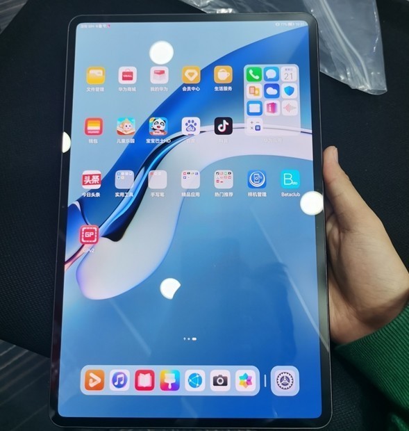 華為MatePad Pro工程機曝光：5G麒麟晶片 120Hz屏