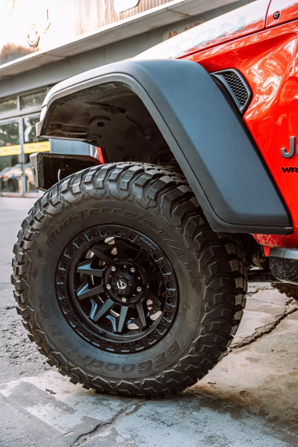 全能型選手——牧馬人JL改裝