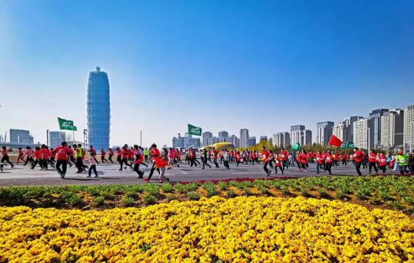 跑步：6分配速慢嗎？