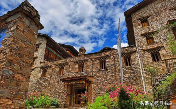 因《塵埃落定》走紅，獲評全國示範村，川西這處300年藏寨該火了