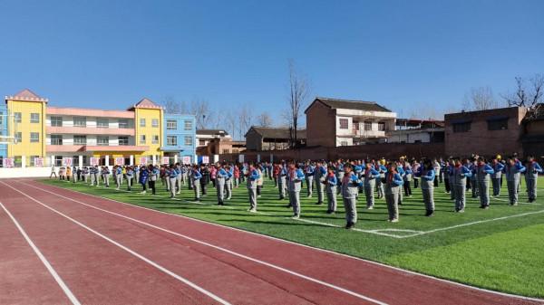 自律,就是把兩件事做到極致 自律,就是把兩件事做到極致