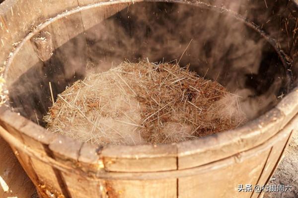 7旬農民大叔家有百年大木桶，萬元不賣，他說：全村人不答應