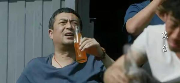 張嘉益：被前妻杜珺嫌棄“吃軟飯”，卻被二婚媳婦王海燕當成寶