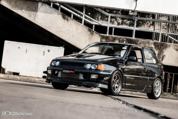 90年代日本小鋼炮，400匹豐田Starlet改裝