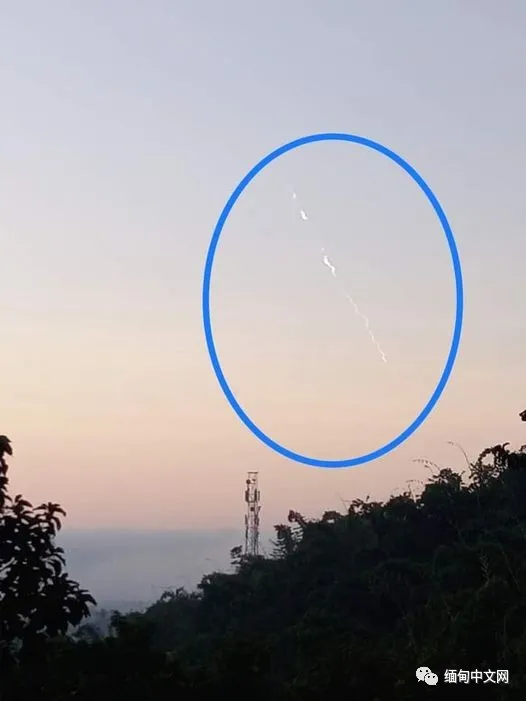 今早,緬甸若開海域,一條“火線”劃破天際 今早,緬甸若開海域,一條“火線”劃破天際