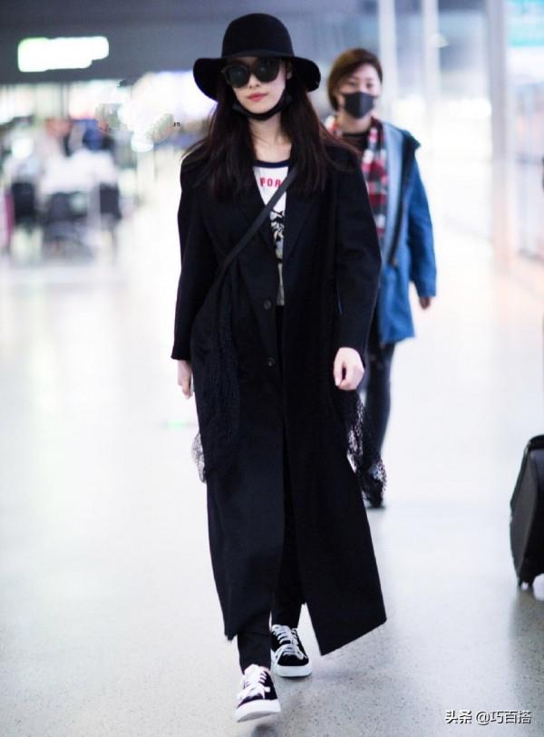 倪妮在機場辦起了“時裝秀”,獨特的保暖造型,讓人大開眼界 倪妮在機場辦起了“時裝秀”,獨特的保暖造型,讓人大開眼界