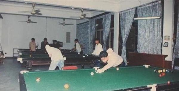 他身高只有1米4,靠賣白糕成億萬富翁,分800萬給妻子,仍被殺害 他身高只有1米4,靠賣白糕成億萬富翁,分800萬給妻子,仍被殺害