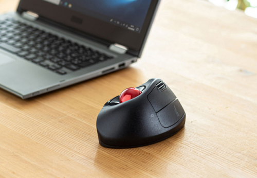 滑鼠界的非主流?山業軌跡球這波操作太秀了 滑鼠界的非主流?山業軌跡球這波操作太秀了