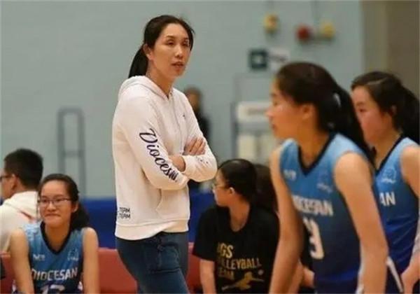 郎平愛徒孫玥：48歲小老虎嫁香港14載，郎導誇她還那麼漂亮