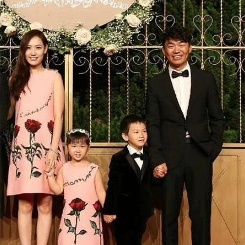 5對離婚，1對分手，黃曉明AB的“世紀婚禮”怕不是有什麼魔咒？