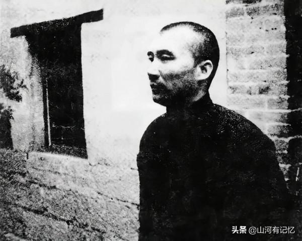 從抗戰勁旅到內戰先鋒，孟良崮被殲後屢建屢滅，聊聊74軍那些事兒