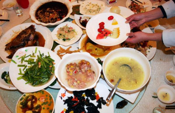 為何不建議早餐吃大米粥呢？提醒：不僅大米粥，以下3物或要少吃