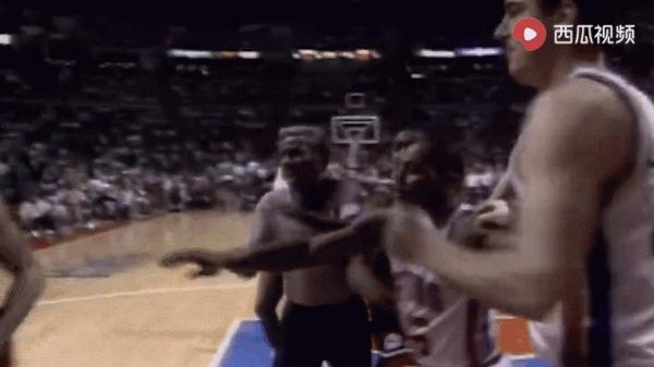 NBA中打球最髒的球員,鎖喉喬丹,肘擊伯德的“壞孩子之王” NBA中打球最髒的球員,鎖喉喬丹,肘擊伯德的“壞孩子之王”