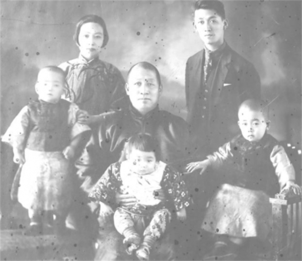 《林海雪原》中的小白鴿，晚年經歷兩次喪子，今年93歲了