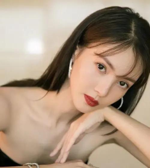 金晨高畫質美照:“內地蕭亞軒”鮮肉收割機,大喜當仁不讓 金晨高畫質美照:“內地蕭亞軒”鮮肉收割機,大喜當仁不讓