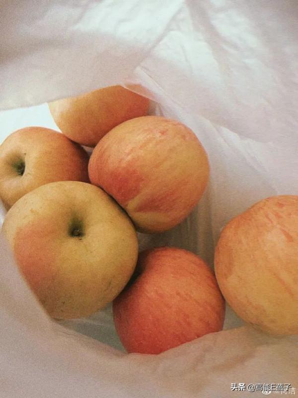 何潔為減肥一天只吃一個蘋果,她們為減肥真的好拼 何潔為減肥一天只吃一個蘋果,她們為減肥真的好拼