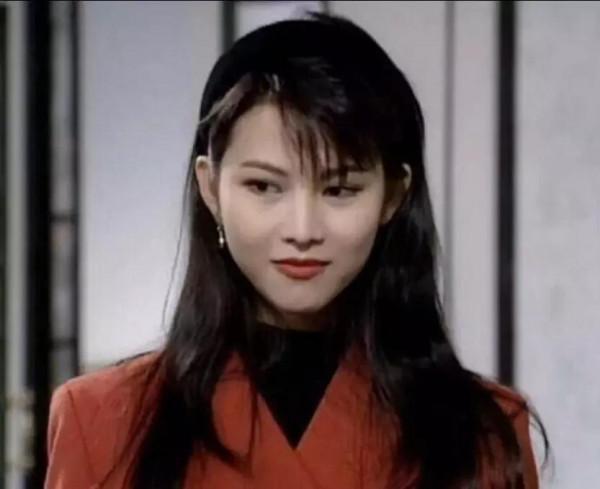 這幾位替父母還債的女明星最終活成了勵志典範 這幾位替父母還債的女明星最終活成了勵志典範