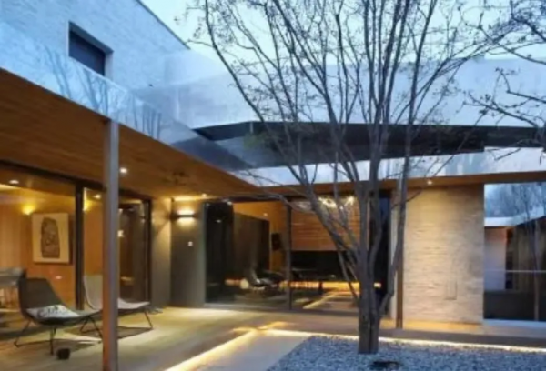 《夢改》翻車上熱搜,花百萬將農村房改成“監牢”,網友痛斥退錢 《夢改》翻車上熱搜,花百萬將農村房改成“監牢”,網友痛斥退錢