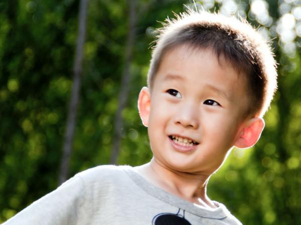 孩子有“社交牛逼症”，是好事還是壞事？這樣的娃是咋養出來的