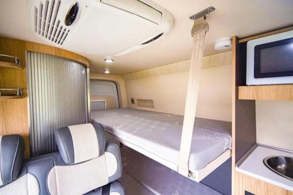 超精緻大通V80短軸房車！2.0T柴油自動擋，能過限高C本就能開