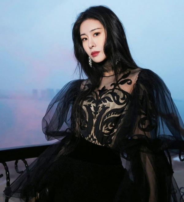 影片戀愛、雲結婚、偷稅漏稅、3月份娛樂圈的7個大瓜,真的很抓馬 影片戀愛、雲結婚、偷稅漏稅、3月份娛樂圈的7個大瓜,真的很抓馬