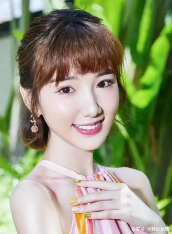 毛曉彤為什麼笑起來這麼甜