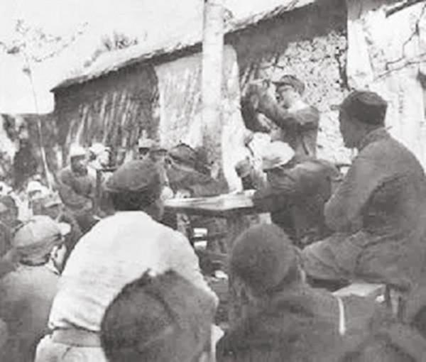 這一場血戰:司令員最後派出一個團援兵,只有副團長和80個兵 這一場血戰:司令員最後派出一個團援兵,只有副團長和80個兵