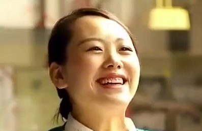 2003年少女全身4處患癌，醫生揚言活不過6個月，13年後生女很幸福