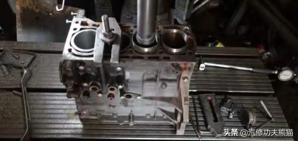 大眾高爾夫1.4T差點開報廢，燒機油、燒防凍液、缺缸大修一次解決