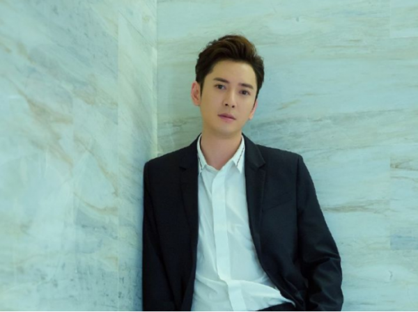 票房口碑雙崩盤，“橫店一哥”韓棟，為何墮落至此？