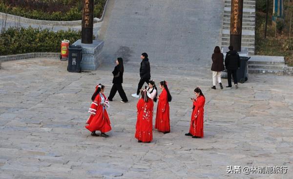 河南新建的古鎮,花30億打造卻免費開放,夜景像極了鳳凰古城 河南新建的古鎮,花30億打造卻免費開放,夜景像極了鳳凰古城
