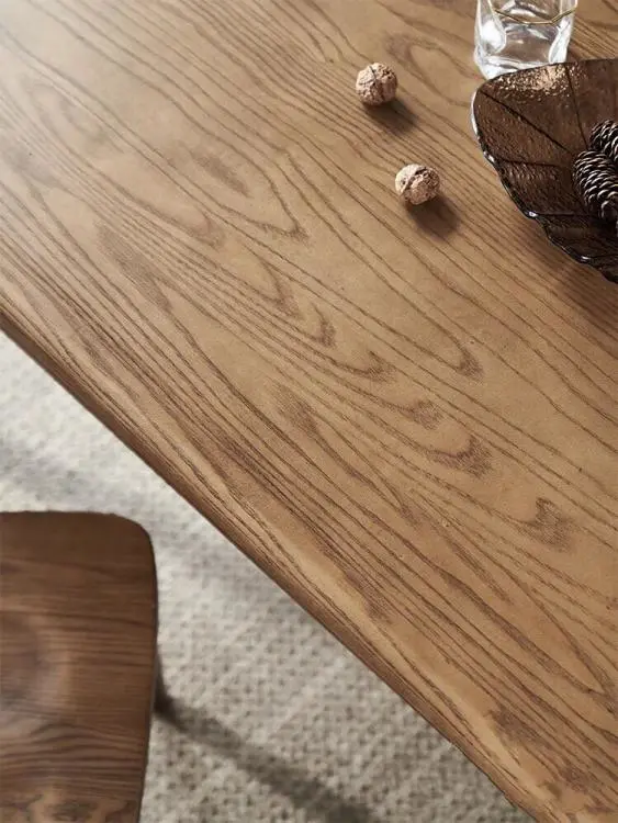 實木餐桌“十買九坑”？網友：後悔買錯了