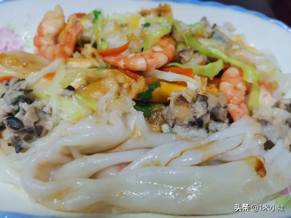 廣式腸粉的家常做法,只需2種調料調味,健康美味兩者兼得 廣式腸粉的家常做法,只需2種調料調味,健康美味兩者兼得