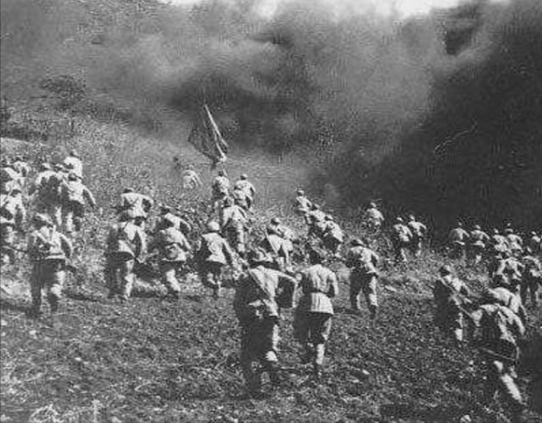 1950年，彭老總前往朝鮮戰場時借了三隻虎，最後他們戰績如何？