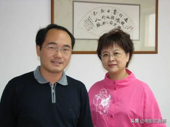 這些年離世的央視主播，兩名出意外，5位患癌逝世，最年輕僅33歲