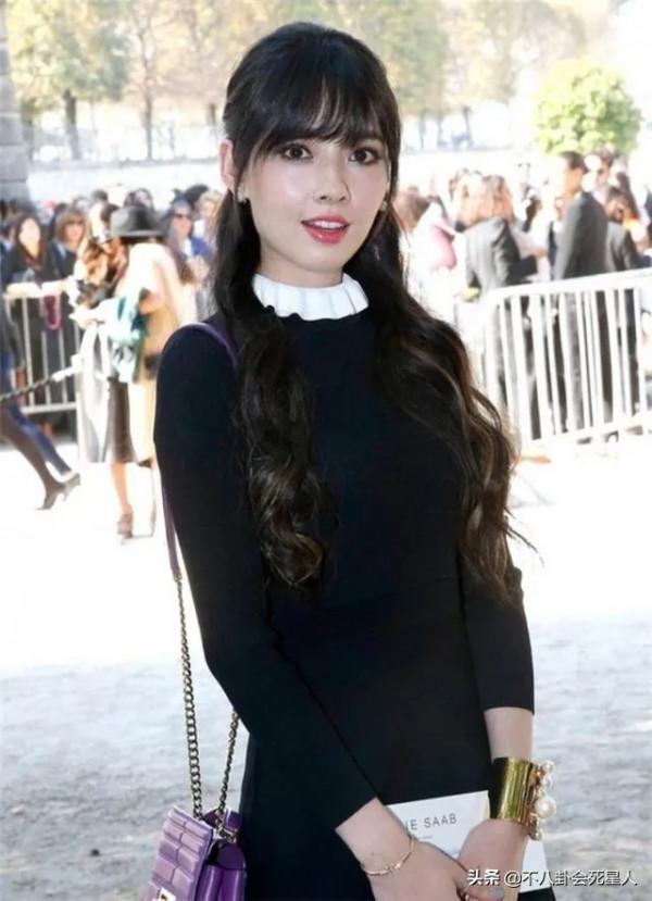 被“齊劉海”坑過的女星們,明明是美豔大氣,有劉海就成土氣小妹 被“齊劉海”坑過的女星們,明明是美豔大氣,有劉海就成土氣小妹