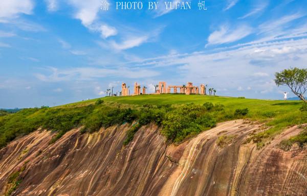 湖南發現中國版巨石陣，據說與鐵柺李的椅子有關，太奇妙啦