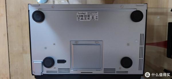 AMD YES! 一步到位的家用NAS——Synology DS1821+開箱