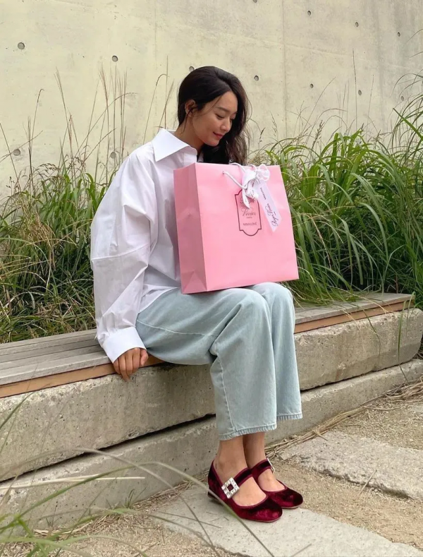 開播兩集換5個愛馬仕，申敏兒才是方臉女孩的造型教科書