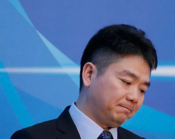 劉強東：把章澤天的女兒寵成公主，前任生的兒子卻是他一生的痛
