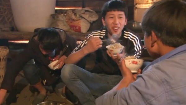 變形計主角今昔對比：真香男孩當上老闆，高佔喜考上211成國防生