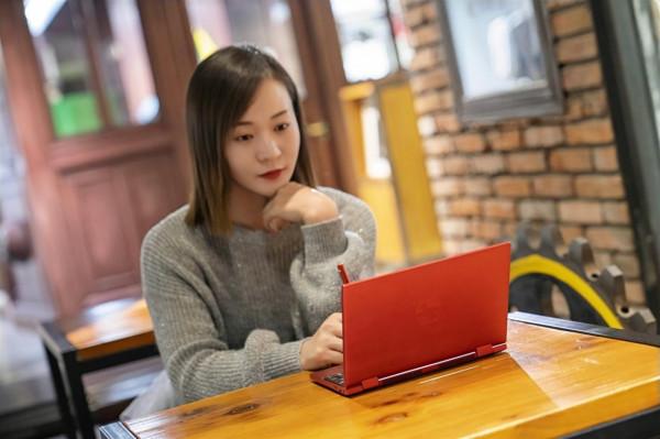 高效移動辦公 玩轉於掌上的國潮筆記本：壹號本4代錦鯉限量版體驗