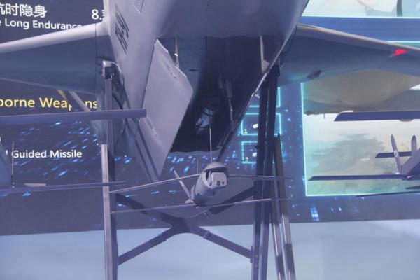 總結航展:中國版忠誠僚機,殲-20的飛行彈艙,飛鴻-97無人戰鬥機 總結航展:中國版忠誠僚機,殲-20的飛行彈艙,飛鴻-97無人戰鬥機