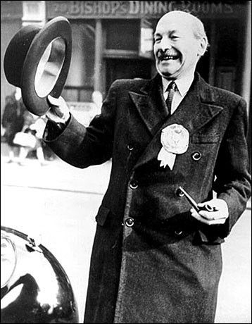 長津湖戰役中美國要投原子彈,毛澤東一語道破陰謀發起第三次戰役 長津湖戰役中美國要投原子彈,毛澤東一語道破陰謀發起第三次戰役