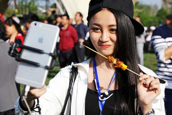 3億90後，懶宅經濟，孤獨經濟，顏值經濟，洞察消費報告