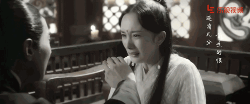 把瓊瑤劇女演員，和於正劇女演員的哭戲一比較，差距就出來了