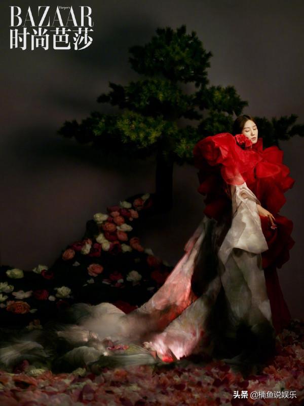 34歲劉詩詩又美出圈了！拍攝牡丹花間大片，優雅華麗好似花仙子