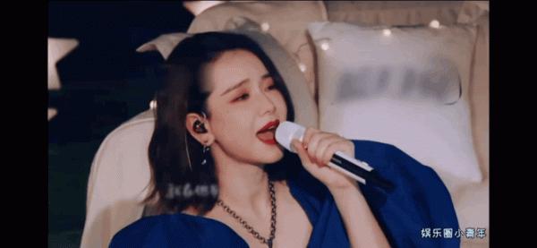 戚薇李承鉉中秋之夜獻唱《我要你》溢位螢幕的幸福 戚薇李承鉉中秋之夜獻唱《我要你》溢位螢幕的幸福